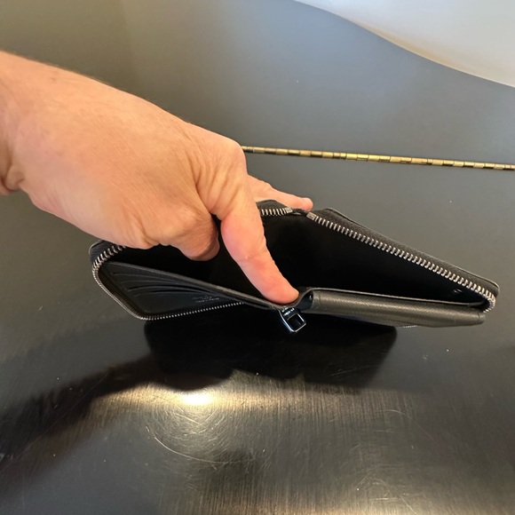 RARE Authentic Vintage Retro Iconic Minimalist Luis Vuitton Monogram Zip Wallet - Picture 15 of 17
